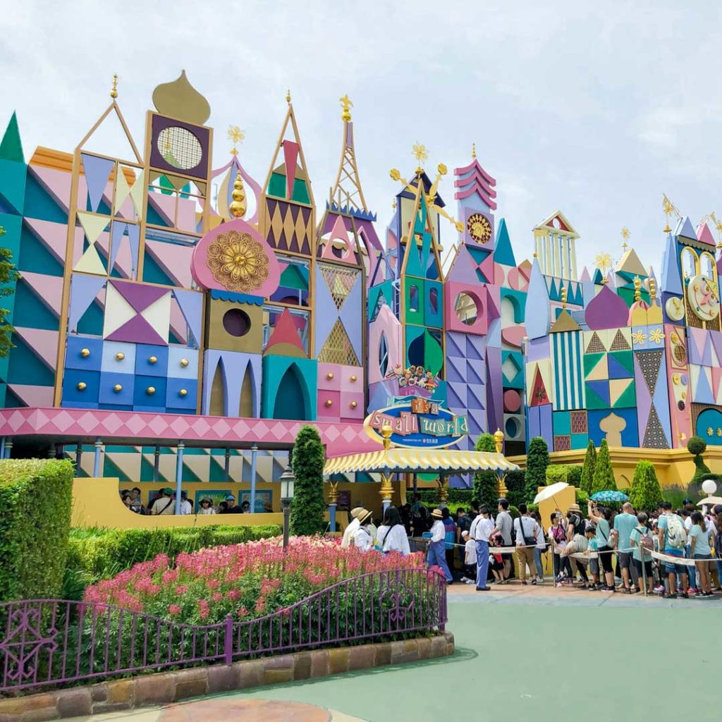 Asking the Merchandise Staff: 33 Must-Have Souvenirs from Tokyo Disneyland!